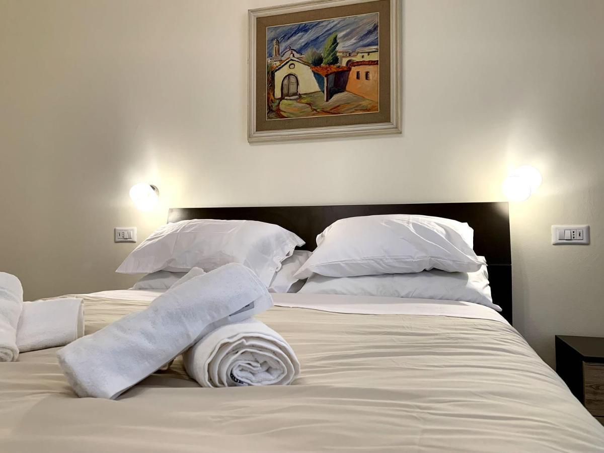 Domo Achenza Hotel Terralba ภายนอก รูปภาพ