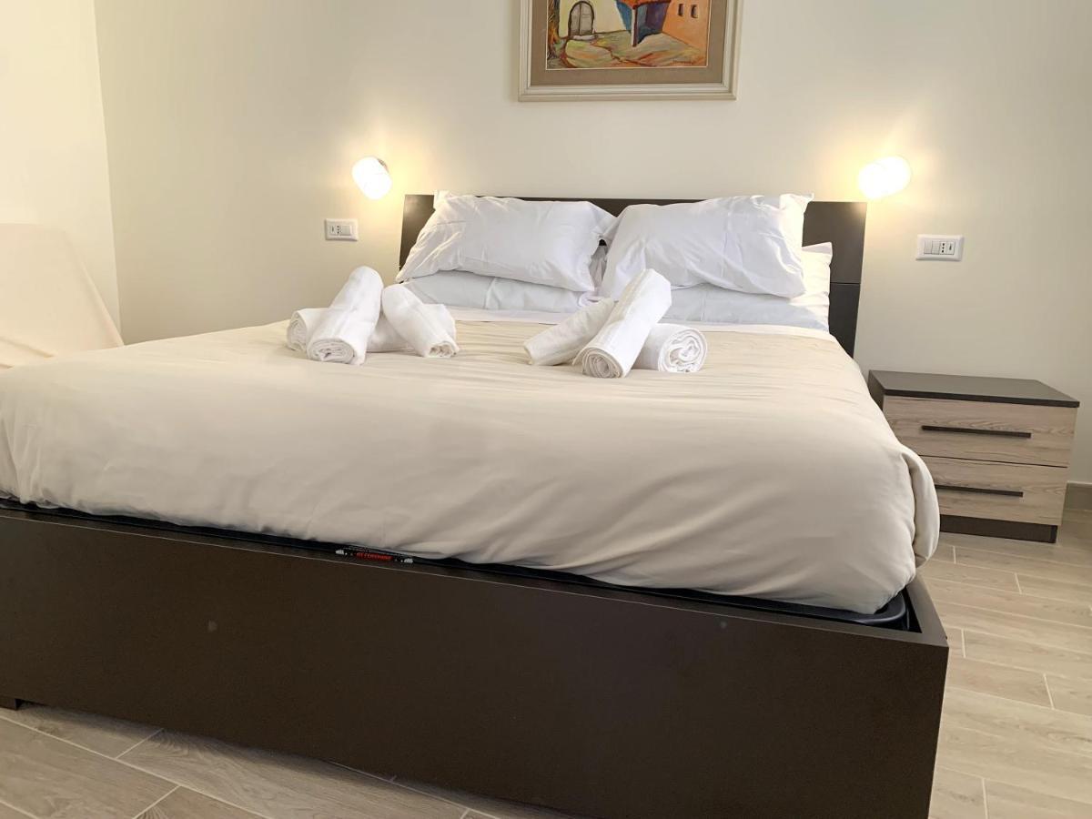 Domo Achenza Hotel Terralba ภายนอก รูปภาพ