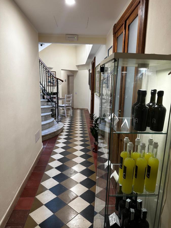 Domo Achenza Hotel Terralba ภายนอก รูปภาพ